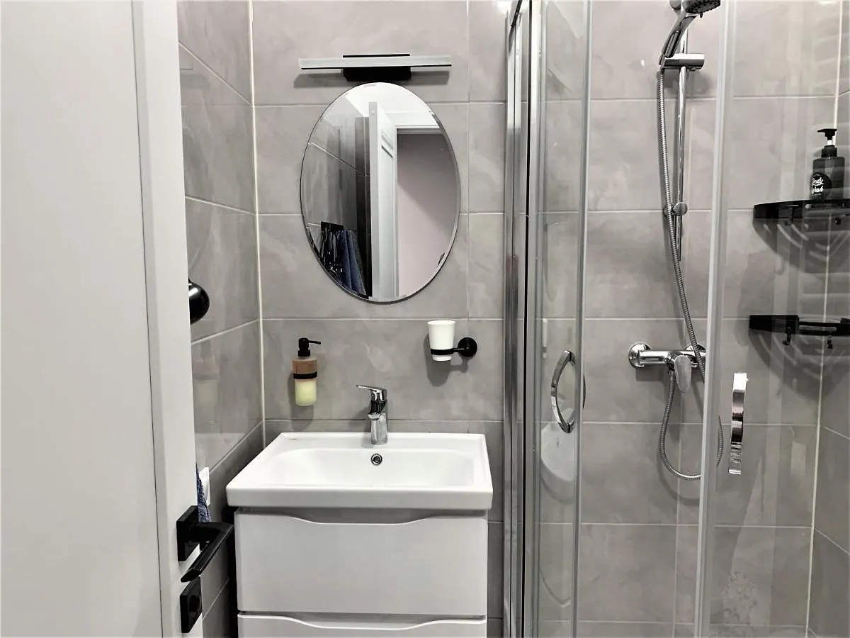 Glorious Apartment Near The Old City Lwów
